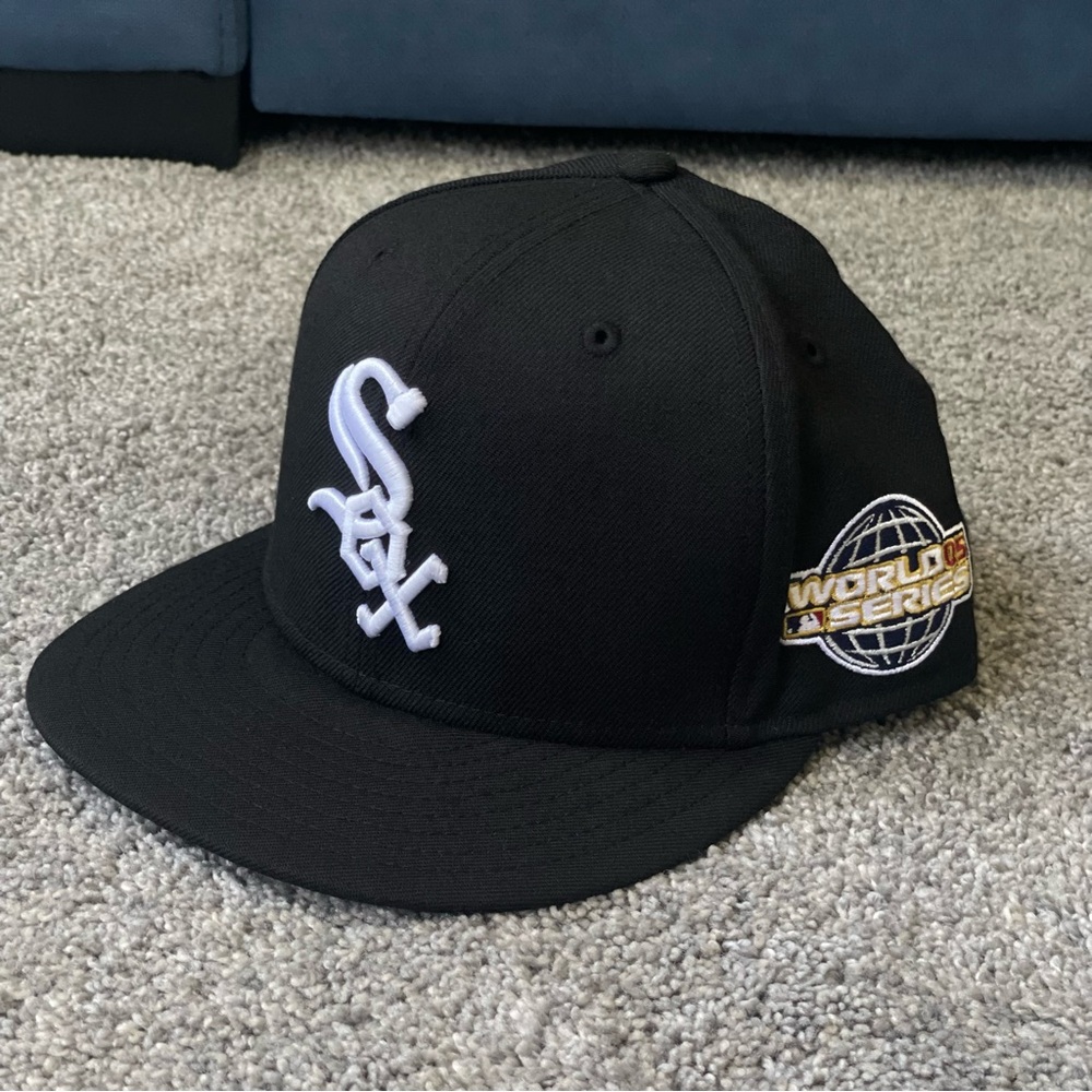 New Era Chicago White Sox Fitted Hat 2005 World Series Patch Black Size 7 MLB
